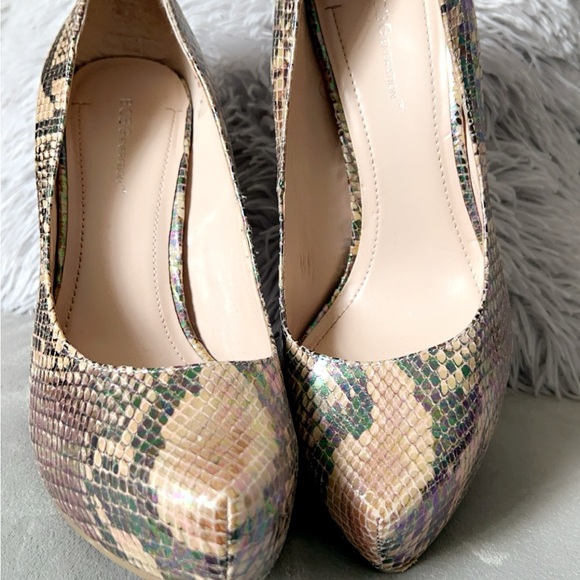 B C B G   Eneration - Picture 1 of 8